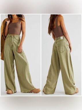 NWOT Free People We The Free Old West Slouchy Jeans martini olive 28 *IR SAMPLE*